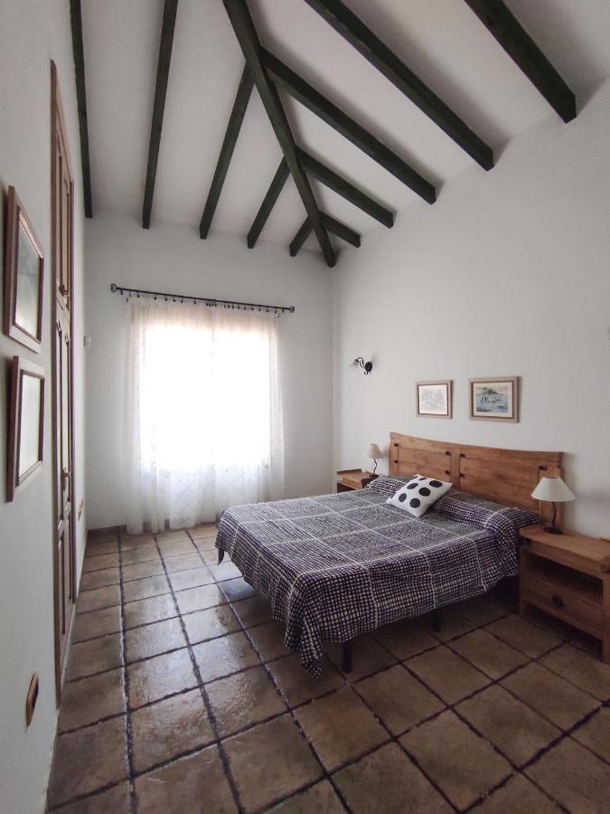 Cercado Del Medio, Chalet Con Piscina Privada アデヘ エクステリア 写真
